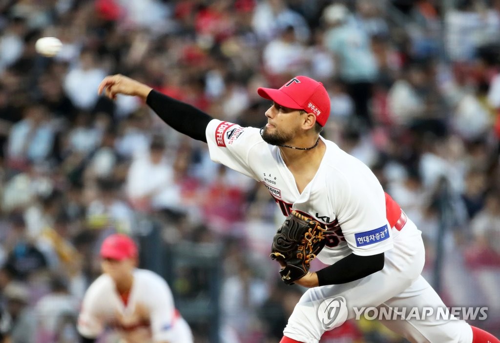 KIA wins ‘Battle of Sanchez’…Choi Hyung-woo wedges in Park Chan-ho’s explosive base hit